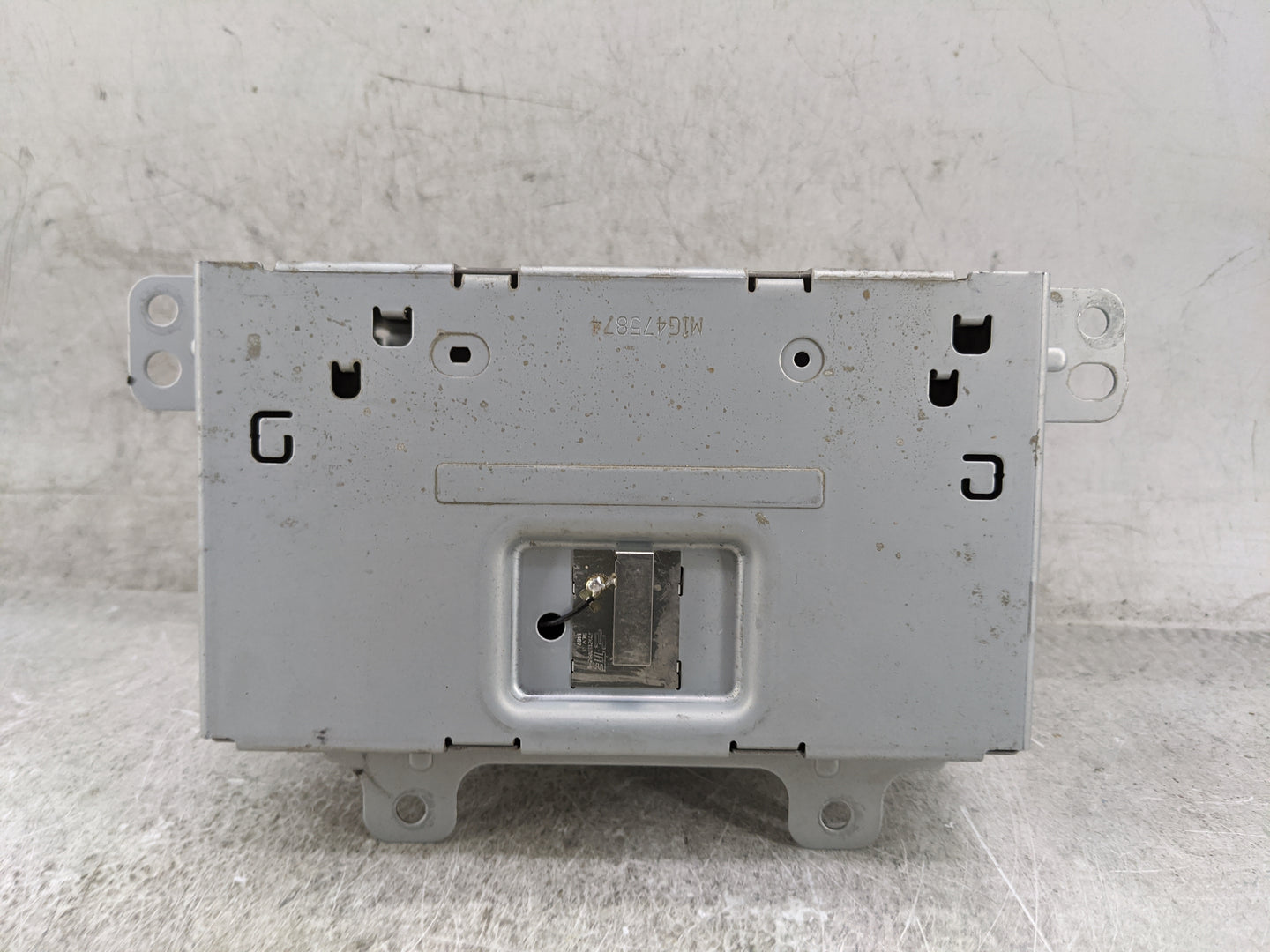 2016 Chevrolet Equinox Radio AM FM Cd Player Receiver Replacement P/N:84026074 GA-130-COLR-NT Fits Fits 2015 OEM Used Auto P