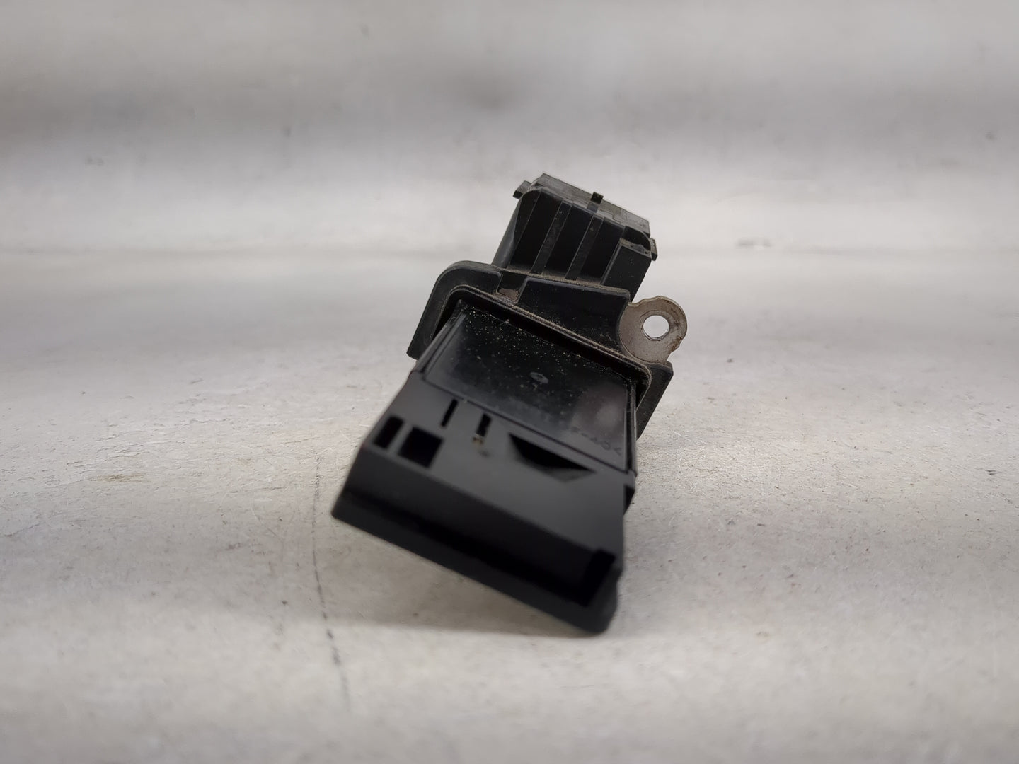 2012-2017 Chevrolet Equinox Mass Air Flow Meter Maf 1486087 - Oemusedautoparts1.com