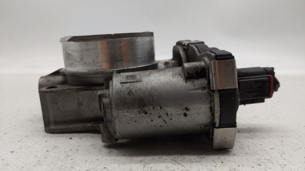 2016-2017 Chevrolet Equinox Throttle Body P/N:12669146AA 12670834AA Fits Fits 2016 2017 OEM Used Auto Parts - Oemusedautopar