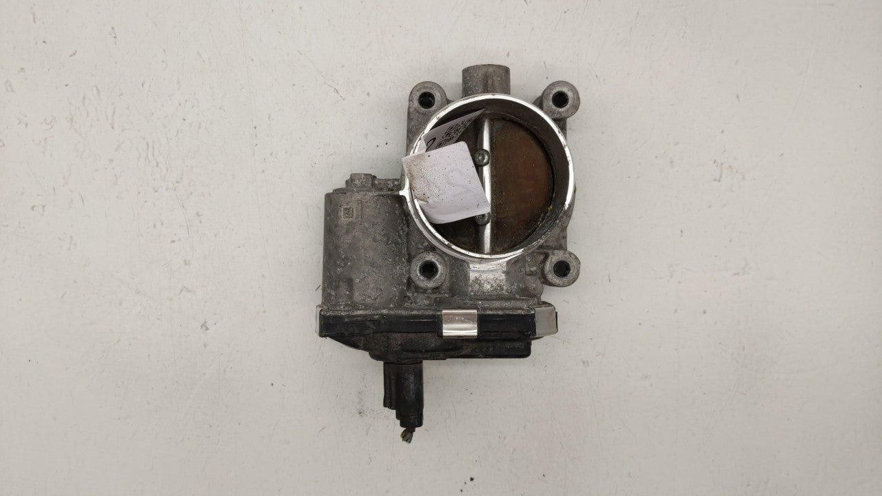 2016-2017 Chevrolet Equinox Throttle Body P/N:12669146AA 12670834AA Fits Fits 2016 2017 OEM Used Auto Parts - Oemusedautopar