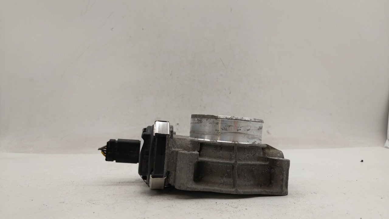 2016-2017 Chevrolet Equinox Throttle Body P/N:12669146AA 12670834AA Fits Fits 2016 2017 OEM Used Auto Parts - Oemusedautopar