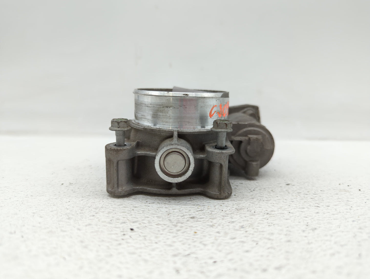 2016-2017 Chevrolet Equinox Throttle Body P/N:12632101CA 12669146AA, 12670834AA Fits Fits 2016 2017 OEM Used Auto Parts - Oe