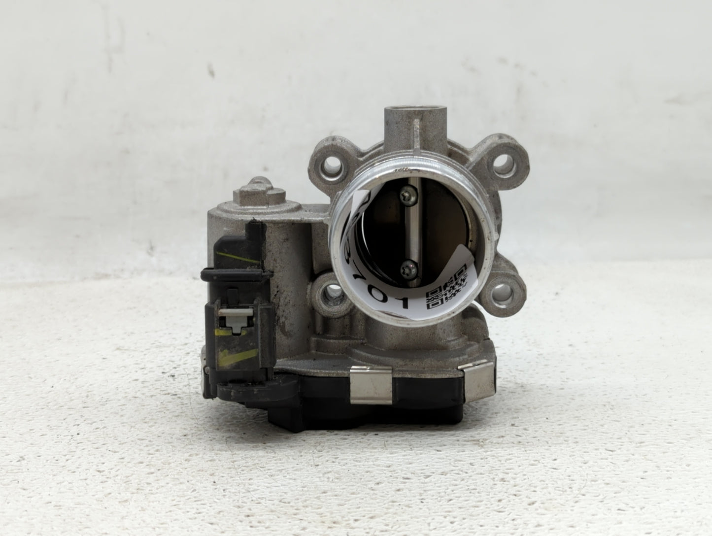 2018-2019 Chevrolet Equinox Throttle Body P/N:12671379AA Fits Fits 2016 2017 2018 2019 OEM Used Auto Parts - Oemusedautopart