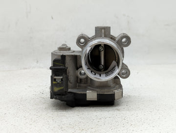 2018-2019 Chevrolet Equinox Throttle Body P/N:12671379AA Fits Fits 2016 2017 2018 2019 OEM Used Auto Parts - Oemusedautopart