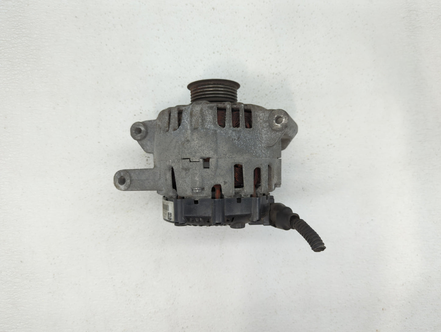 2010-2017 Chevrolet Equinox Alternator Replacement Generator Charging Assembly Engine OEM P/N:13500315 13588328 Fits OEM Use