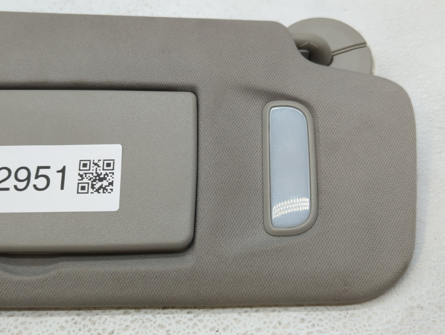 2010-2017 Chevrolet Equinox Sun Visor Shade Replacement Passenger Right Mirror Fits Fits 2010 2011 2012 2013 2014 2015 2016 