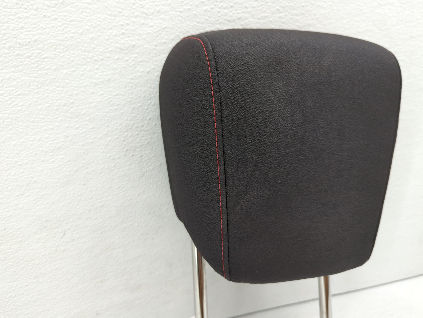 2014 Chevrolet Equinox Headrest Head Rest Front Driver Passenger Seat - Oemusedautoparts1.com