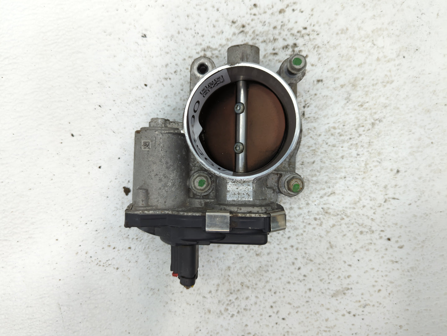 2016-2017 Chevrolet Equinox Throttle Body P/N:12669146AA Fits Fits 2016 2017 OEM Used Auto Parts - Oemusedautoparts1.com