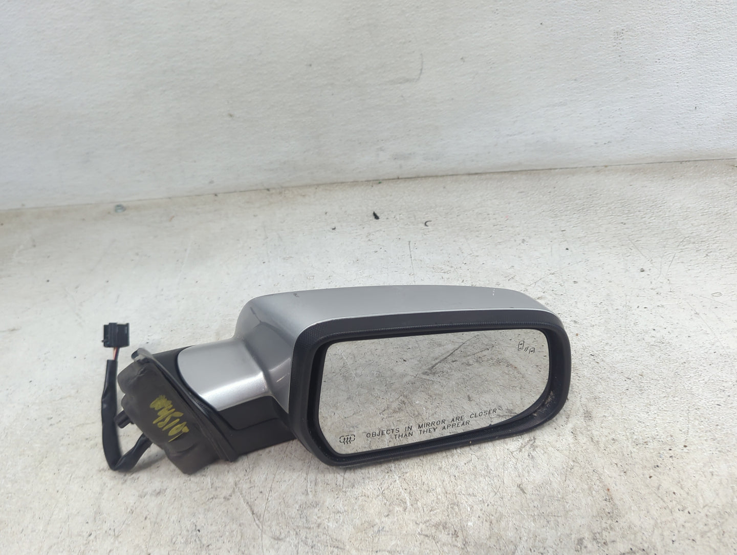 2016-2017 Chevrolet Equinox Passenger Side View Mirror - Right Door Mirror OEM Used - Oemusedautoparts1.com