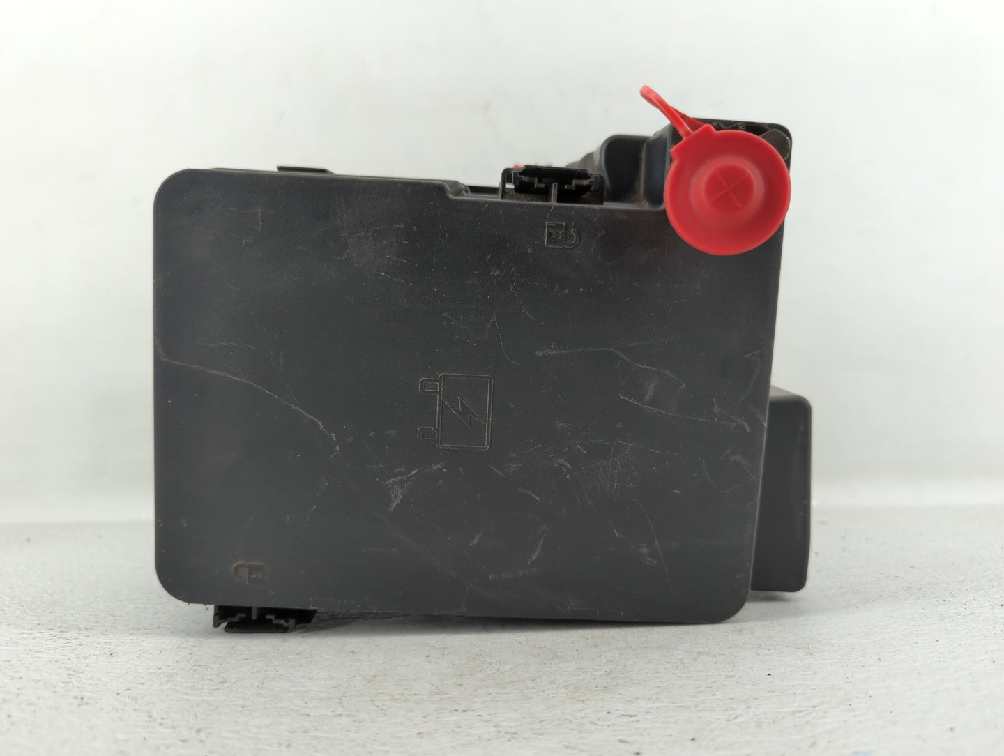 2016-2017 Chevrolet Equinox Fusebox Fuse Box Panel Relay Module P/N:23325532_01 Fits Fits 2016 2017 OEM Used Auto Parts - Oe