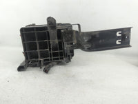 2016 Chevrolet Equinox Fusebox Fuse Box Panel Relay Module P/N:23404555 Fits OEM Used Auto Parts - Oemusedautoparts1.com