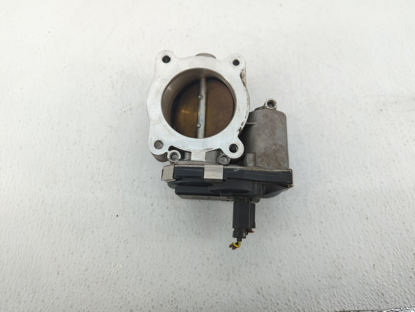 2016-2017 Chevrolet Equinox Throttle Body P/N:12669146AA Fits Fits 2016 2017 OEM Used Auto Parts - Oemusedautoparts1.com