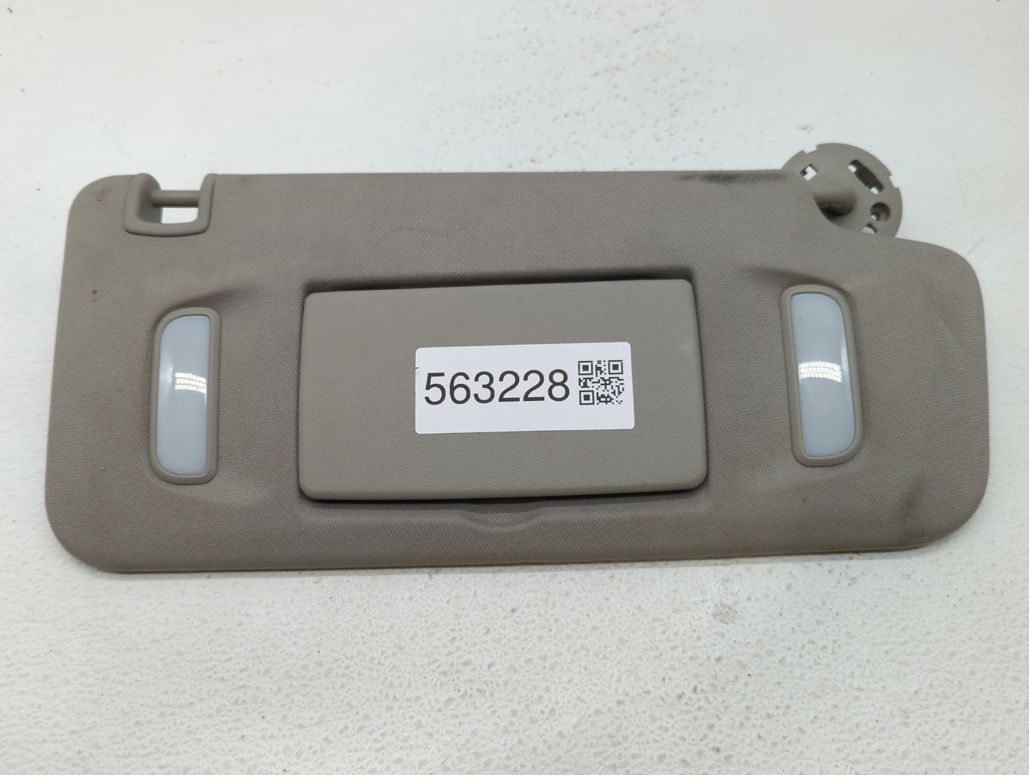 2010-2017 Chevrolet Equinox Sun Visor Shade Replacement Passenger Right Mirror Fits Fits 2010 2011 2012 2013 2014 2015 2016 