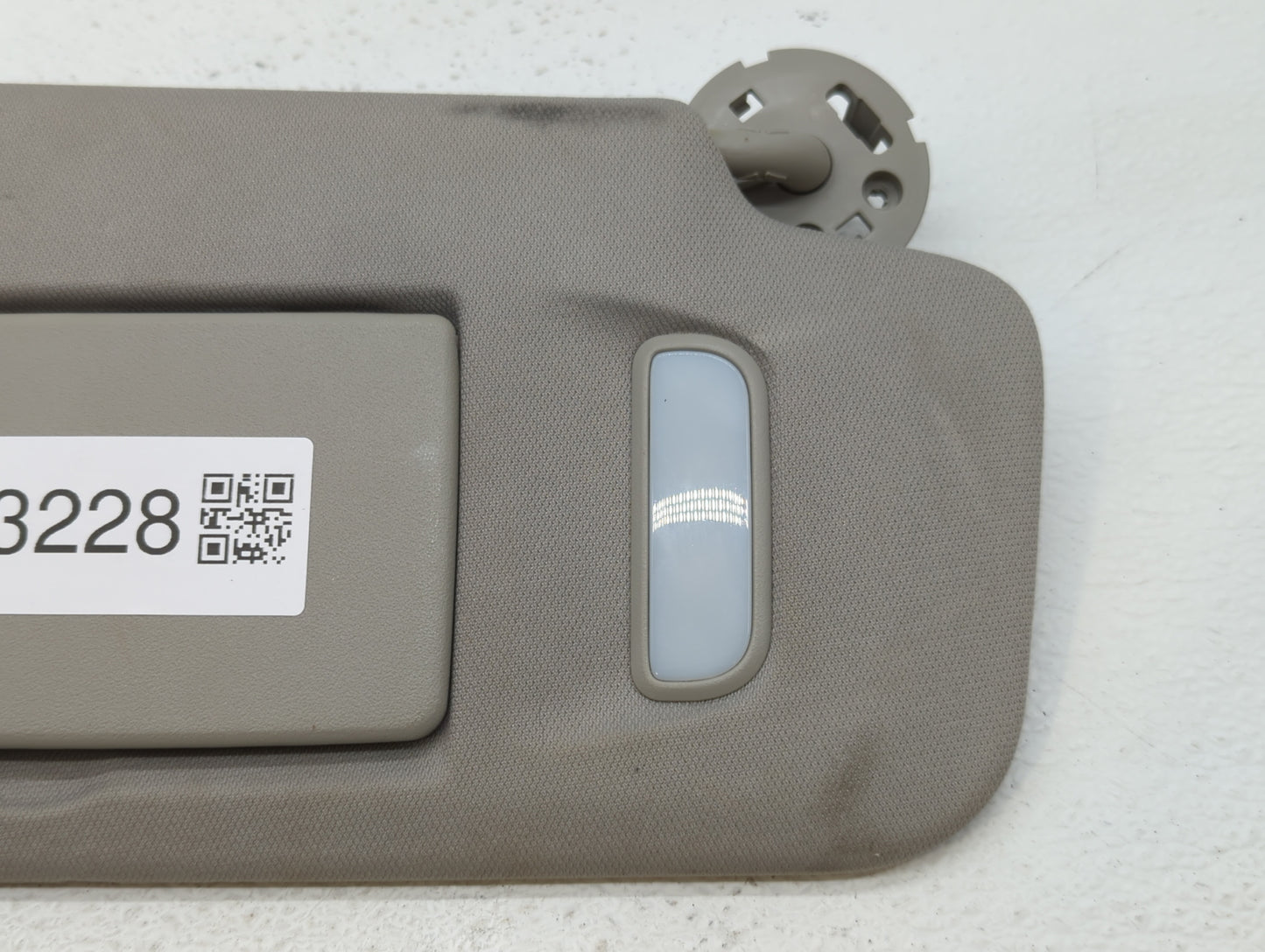 2010-2017 Chevrolet Equinox Sun Visor Shade Replacement Passenger Right Mirror Fits Fits 2010 2011 2012 2013 2014 2015 2016 