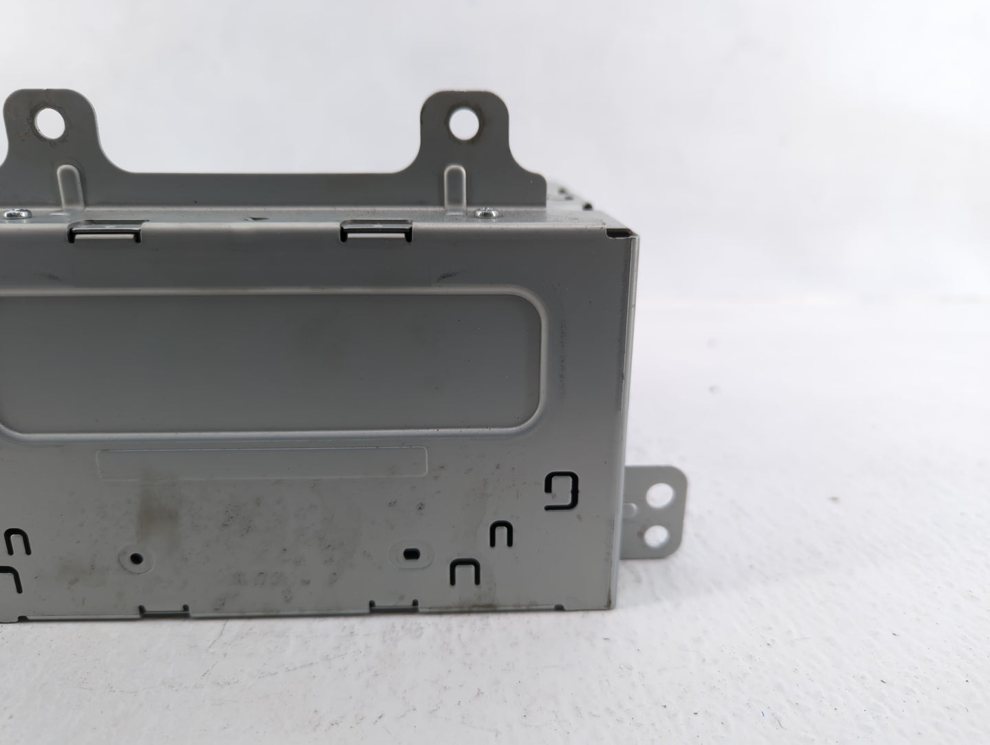 2016-2016 Chevrolet Equinox Am Fm Cd Player Radio Receiver - Oemusedautoparts1.com