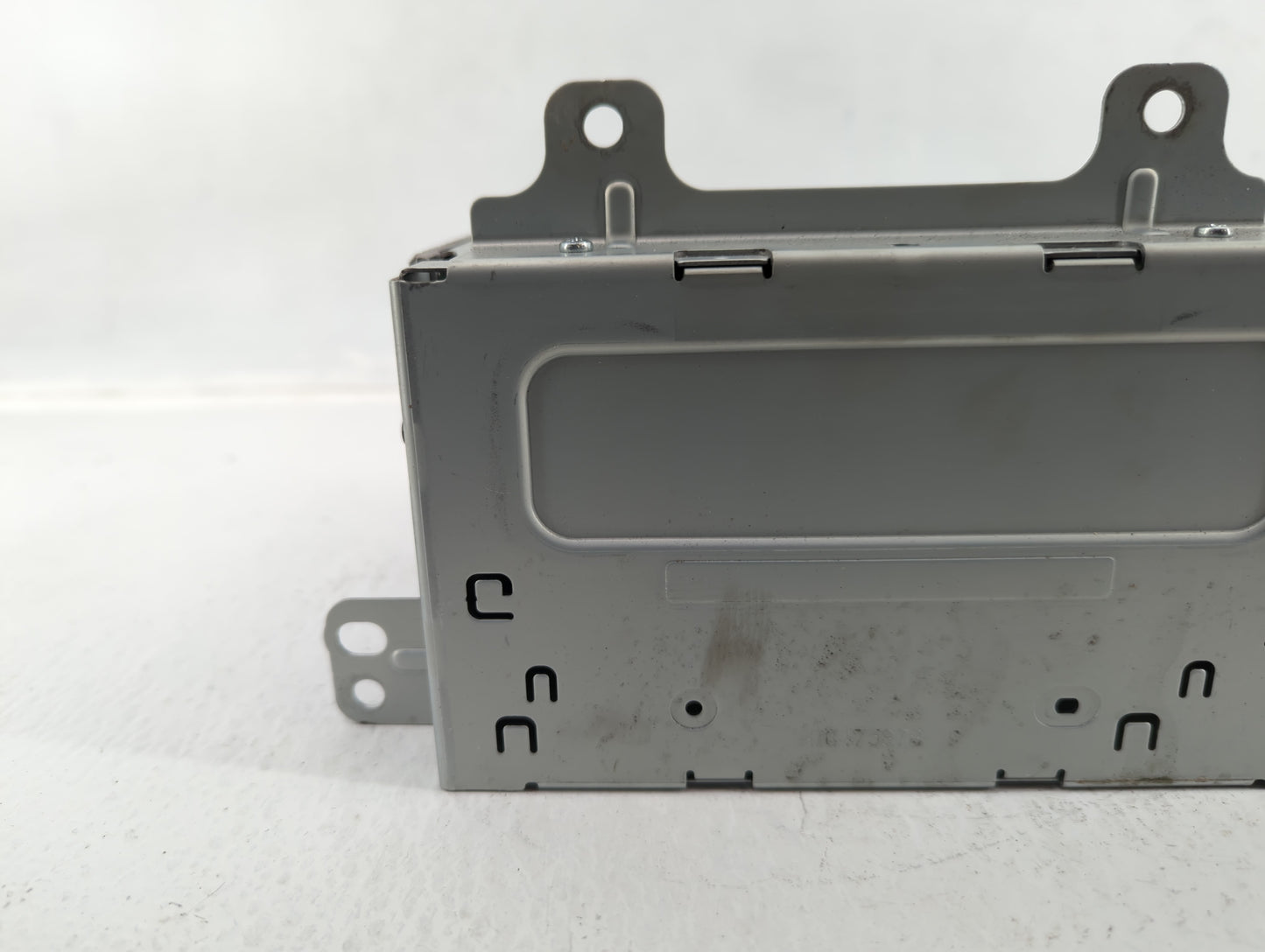 2016-2016 Chevrolet Equinox Am Fm Cd Player Radio Receiver - Oemusedautoparts1.com