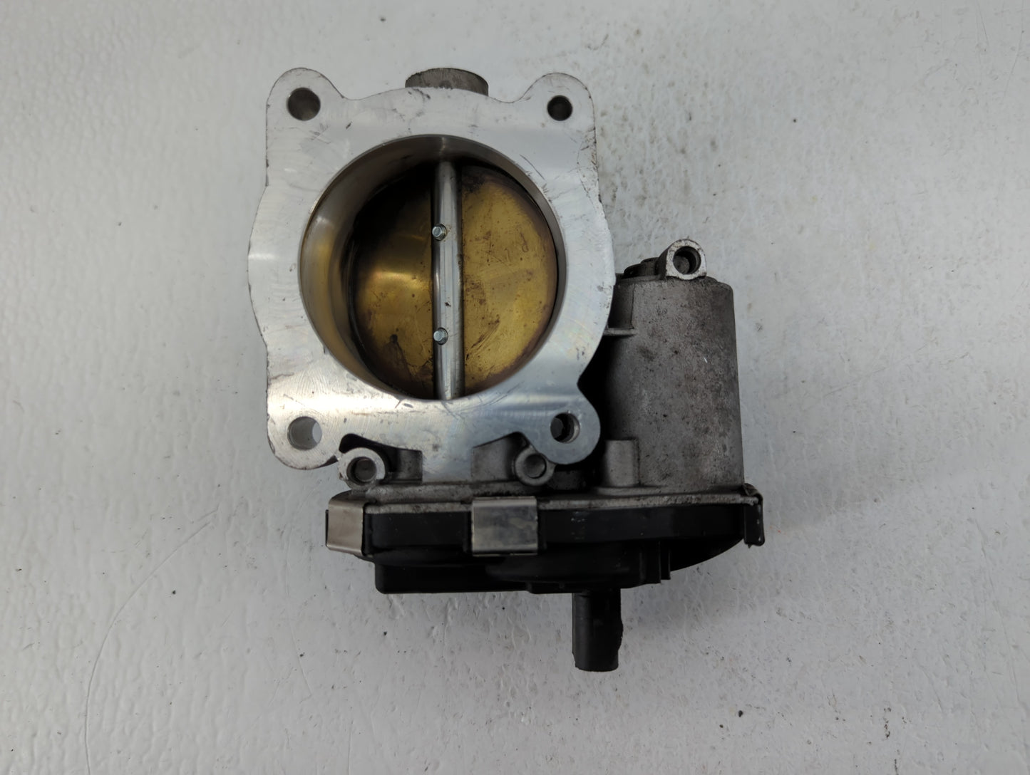 2016-2017 Chevrolet Equinox Throttle Body P/N:12669146AA Fits Fits 2016 2017 OEM Used Auto Parts - Oemusedautoparts1.com