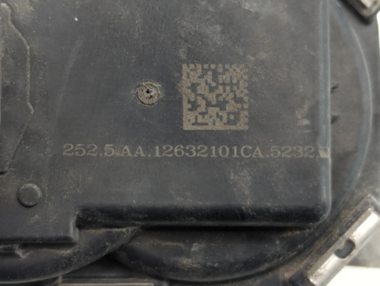 2016-2017 Chevrolet Equinox Throttle Body P/N:12632101CA Fits Fits 2016 2017 OEM Used Auto Parts - Oemusedautoparts1.com