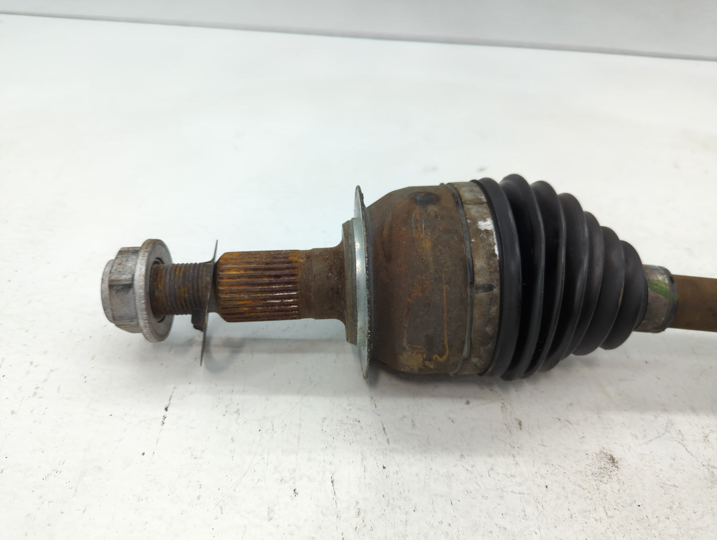 2010-2017 Chevrolet Equinox Axle Shaft Front Driver Cv C/v - Oemusedautoparts1.com