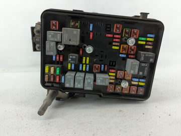 2016-2017 Chevrolet Equinox Fusebox Fuse Box Panel Relay Module P/N:23325532 Fits Fits 2016 2017 OEM Used Auto Parts