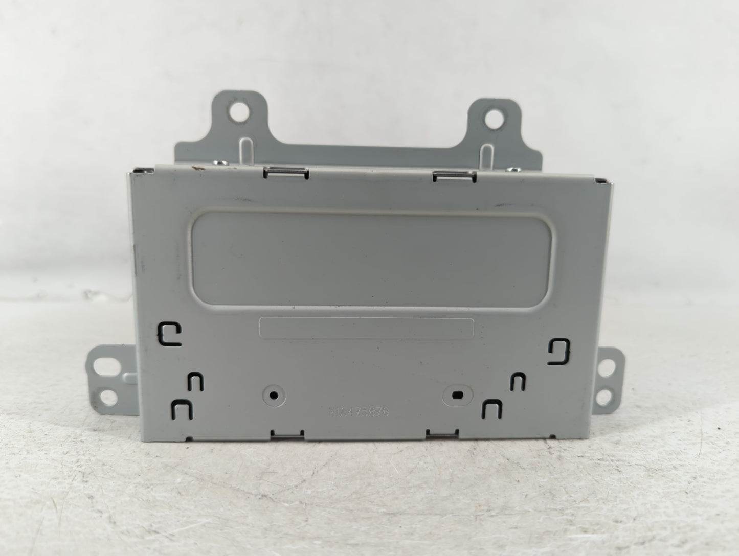 2016 Chevrolet Equinox Radio AM FM Cd Player Receiver Replacement P/N:84026072 Fits OEM Used Auto Parts - Oemusedautoparts1.
