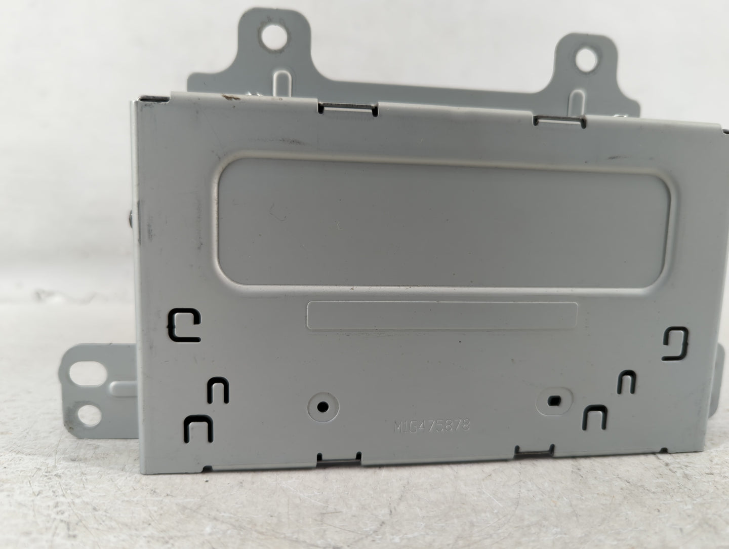 2016 Chevrolet Equinox Radio AM FM Cd Player Receiver Replacement P/N:84026072 Fits OEM Used Auto Parts - Oemusedautoparts1.