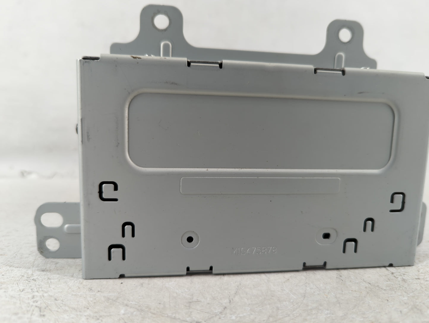 2016 Chevrolet Equinox Radio AM FM Cd Player Receiver Replacement P/N:84026072 Fits OEM Used Auto Parts - Oemusedautoparts1.