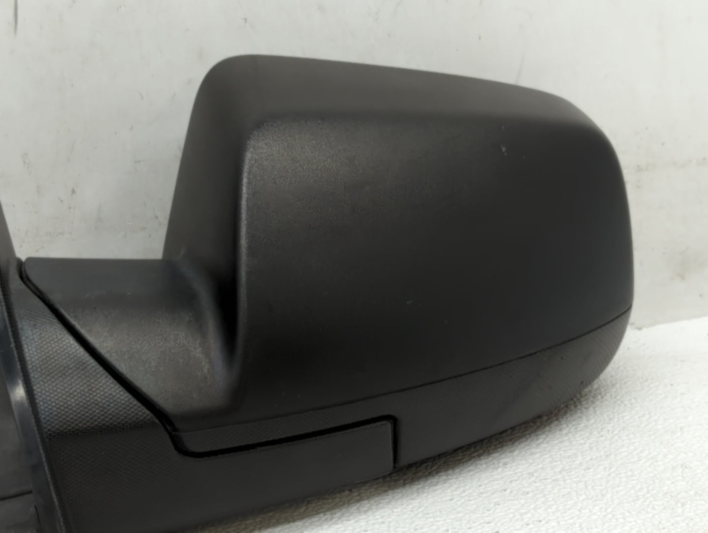 2015-2017 Chevrolet Equinox Driver Side View Mirror - Left Door Mirror OEM Used - Oemusedautoparts1.com