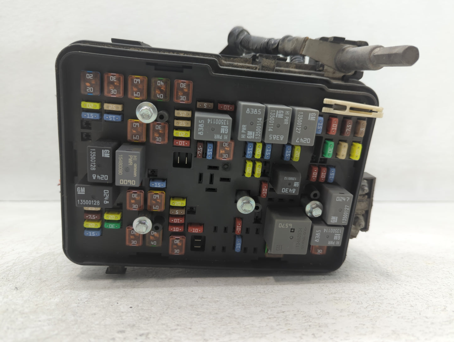 2016-2017 Chevrolet Equinox Fusebox Fuse Box Panel Relay Module P/N:23404556_01 Fits Fits 2016 2017 OEM Used Auto Parts - Oe
