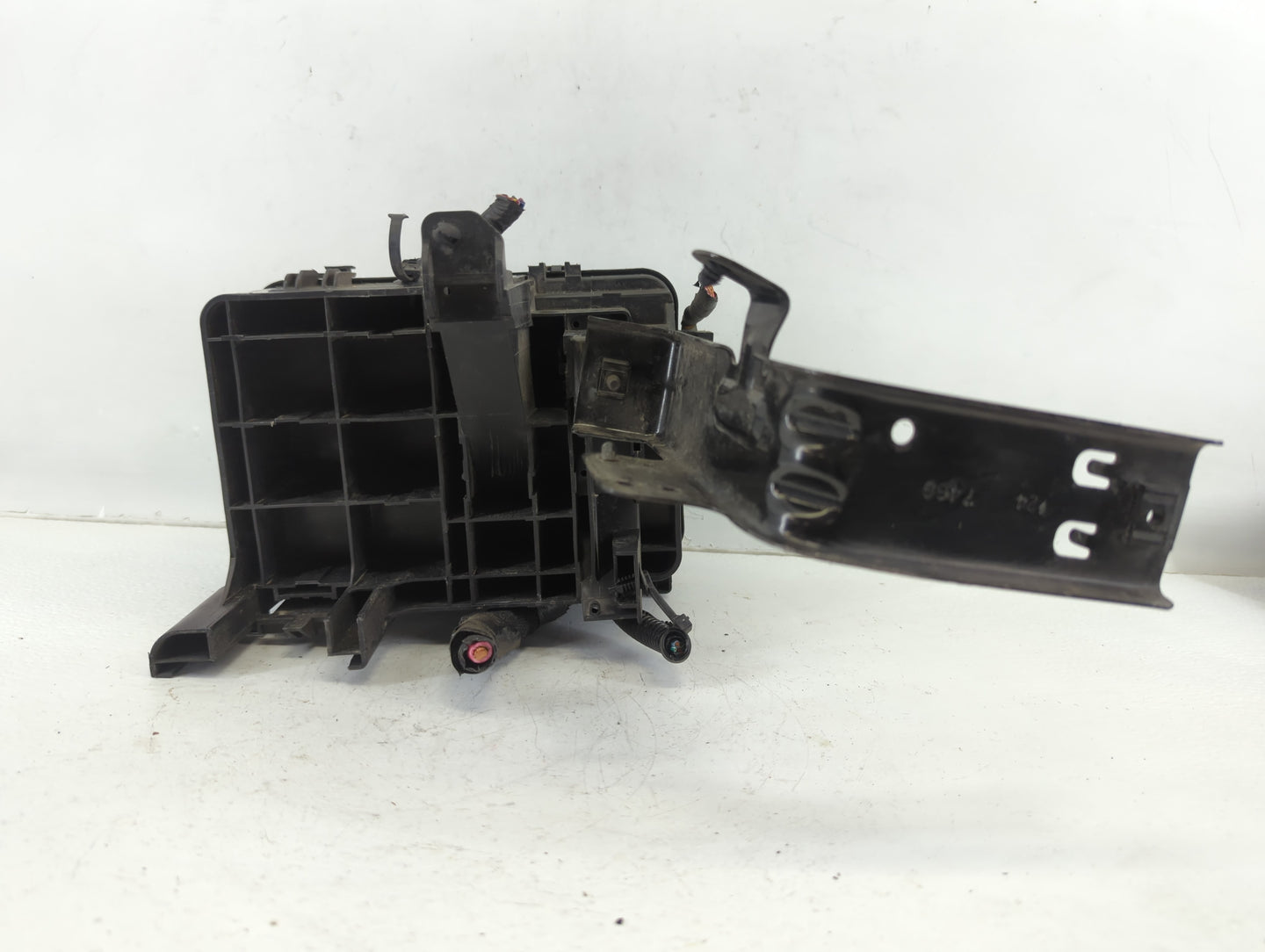 2016 Chevrolet Equinox Fusebox Fuse Box Panel Relay Module P/N:84080470 01 23404556 Fits OEM Used Auto Parts - Oemusedautopa