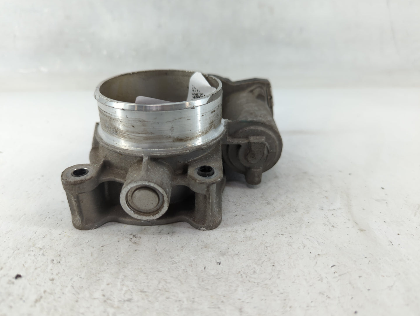 2016-2017 Chevrolet Equinox Throttle Body P/N:12669146AA Fits Fits 2016 2017 OEM Used Auto Parts - Oemusedautoparts1.com
