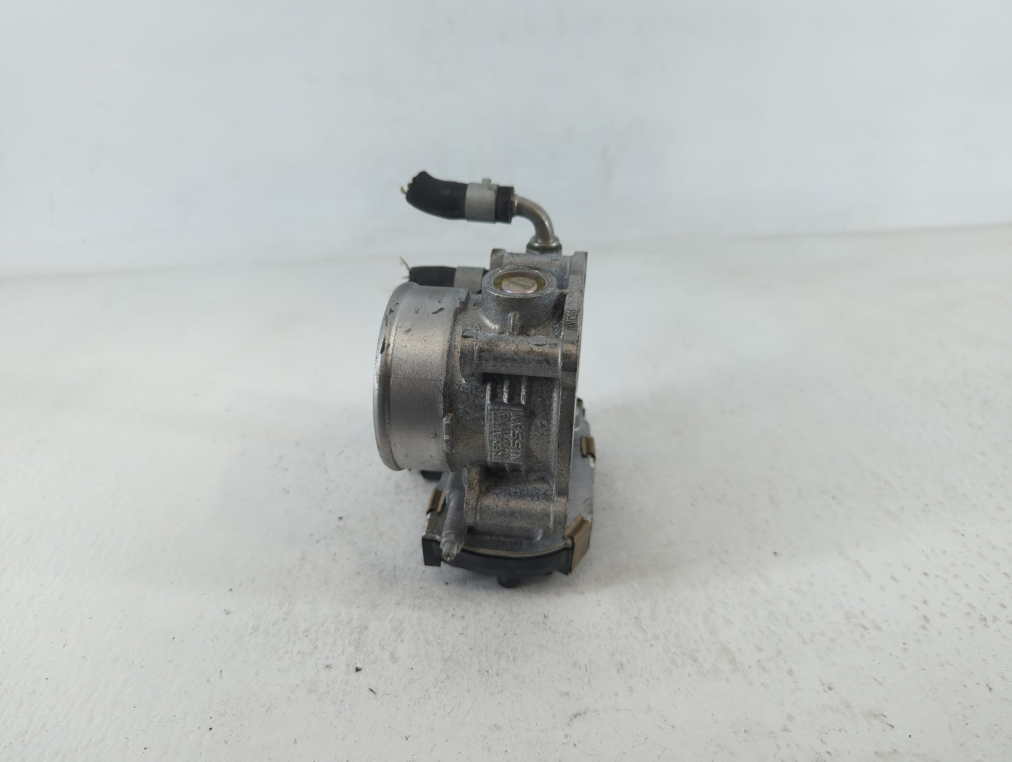 2016-2017 Chevrolet Equinox Throttle Body P/N:8517 REM60-52 Fits Fits 2016 2017 OEM Used Auto Parts - Oemusedautoparts1.com