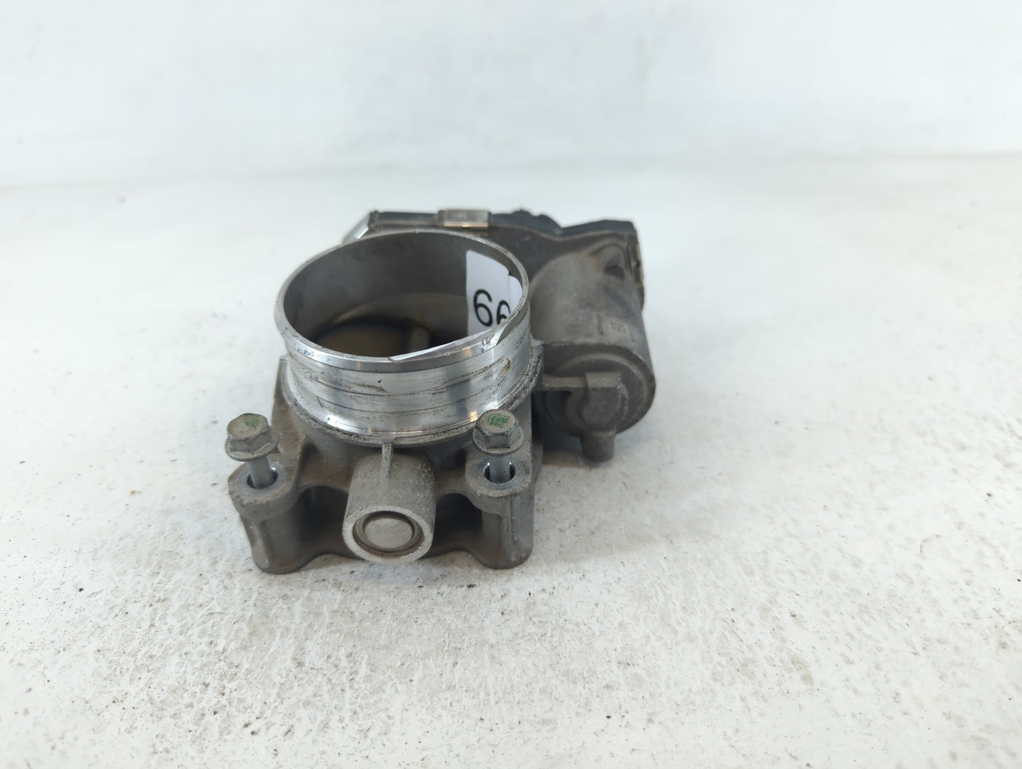 2016-2017 Chevrolet Equinox Throttle Body P/N:12632101CA Fits Fits 2016 2017 OEM Used Auto Parts - Oemusedautoparts1.com