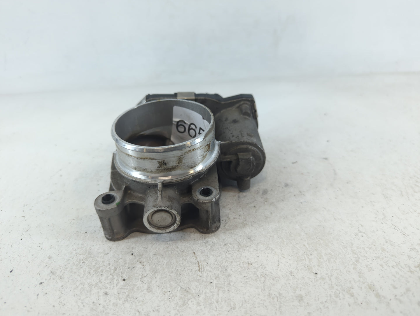 2016-2017 Chevrolet Equinox Throttle Body P/N:12632101CA Fits Fits 2016 2017 OEM Used Auto Parts - Oemusedautoparts1.com