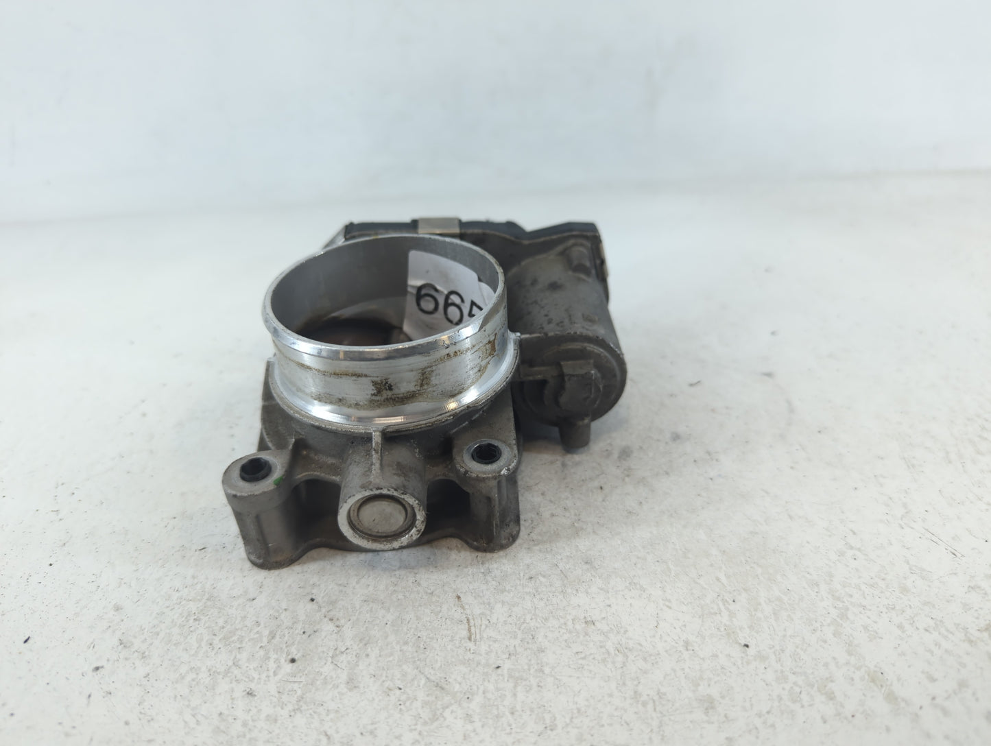 2016-2017 Chevrolet Equinox Throttle Body P/N:12632101CA Fits Fits 2016 2017 OEM Used Auto Parts - Oemusedautoparts1.com
