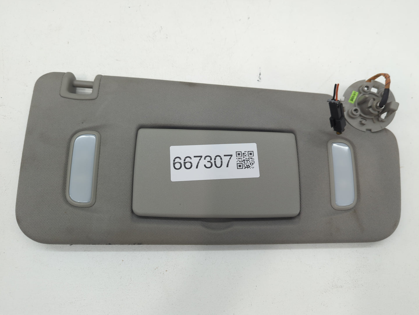 2010-2017 Chevrolet Equinox Sun Visor Shade Replacement Passenger Right Mirror Fits Fits 2010 2011 2012 2013 2014 2015 2016 