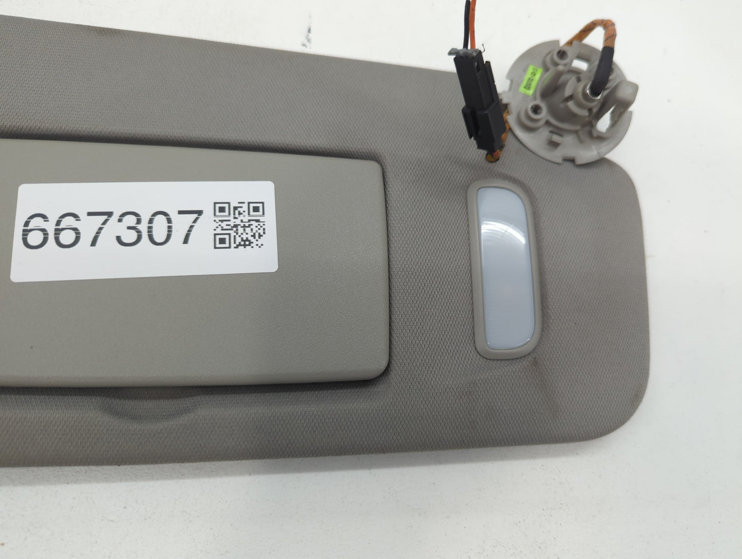 2010-2017 Chevrolet Equinox Sun Visor Shade Replacement Passenger Right Mirror Fits Fits 2010 2011 2012 2013 2014 2015 2016 