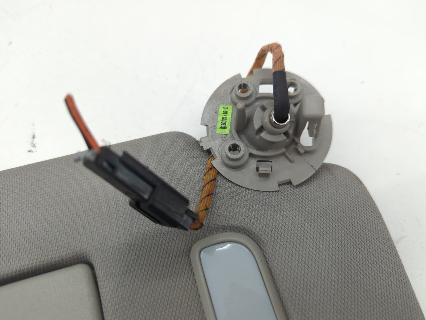 2010-2017 Chevrolet Equinox Sun Visor Shade Replacement Passenger Right Mirror Fits Fits 2010 2011 2012 2013 2014 2015 2016 