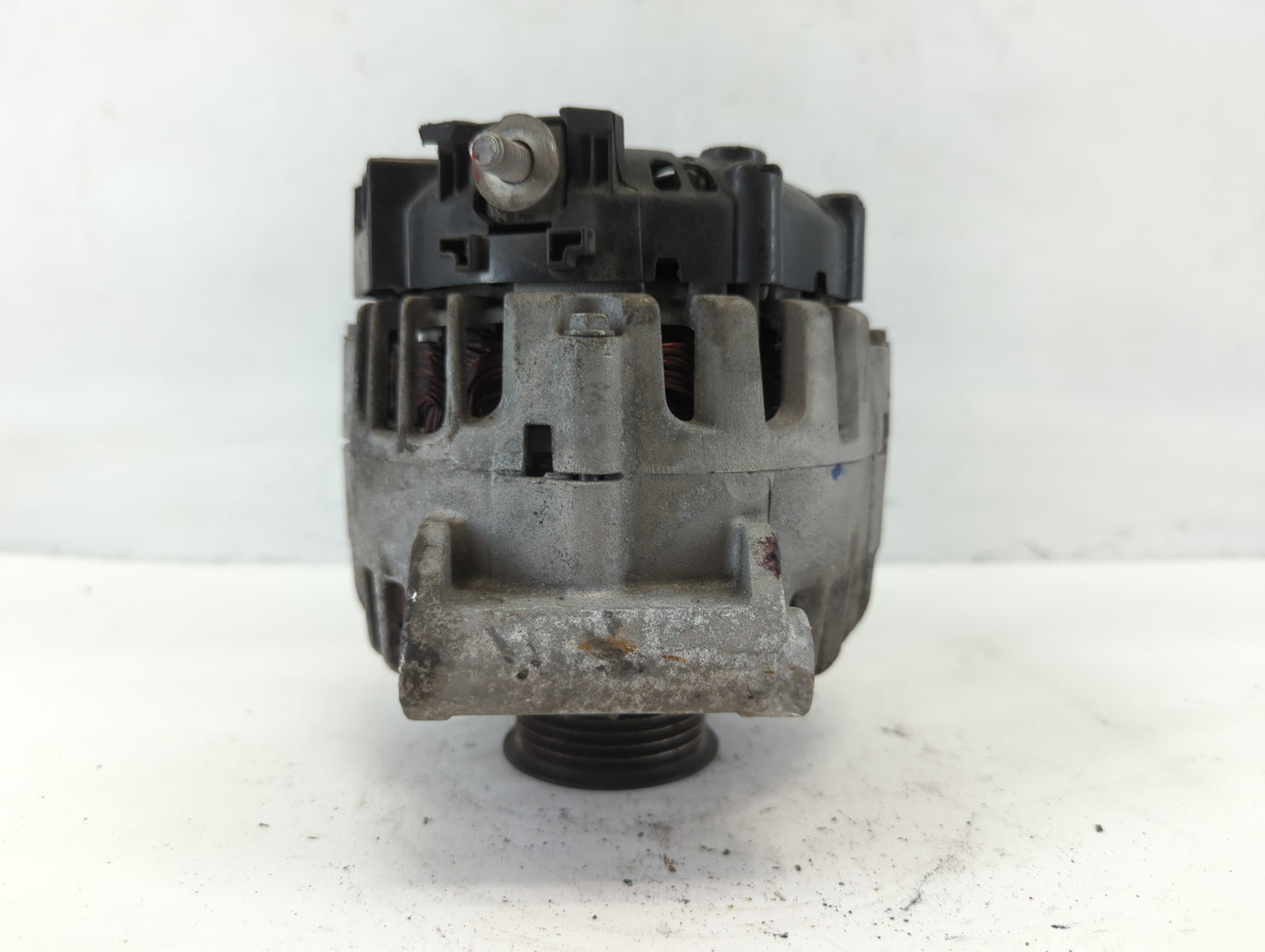 2010-2017 Chevrolet Equinox Alternator Replacement Generator Charging Assembly Engine OEM P/N:2620360 B 13588328 Fits OEM Us