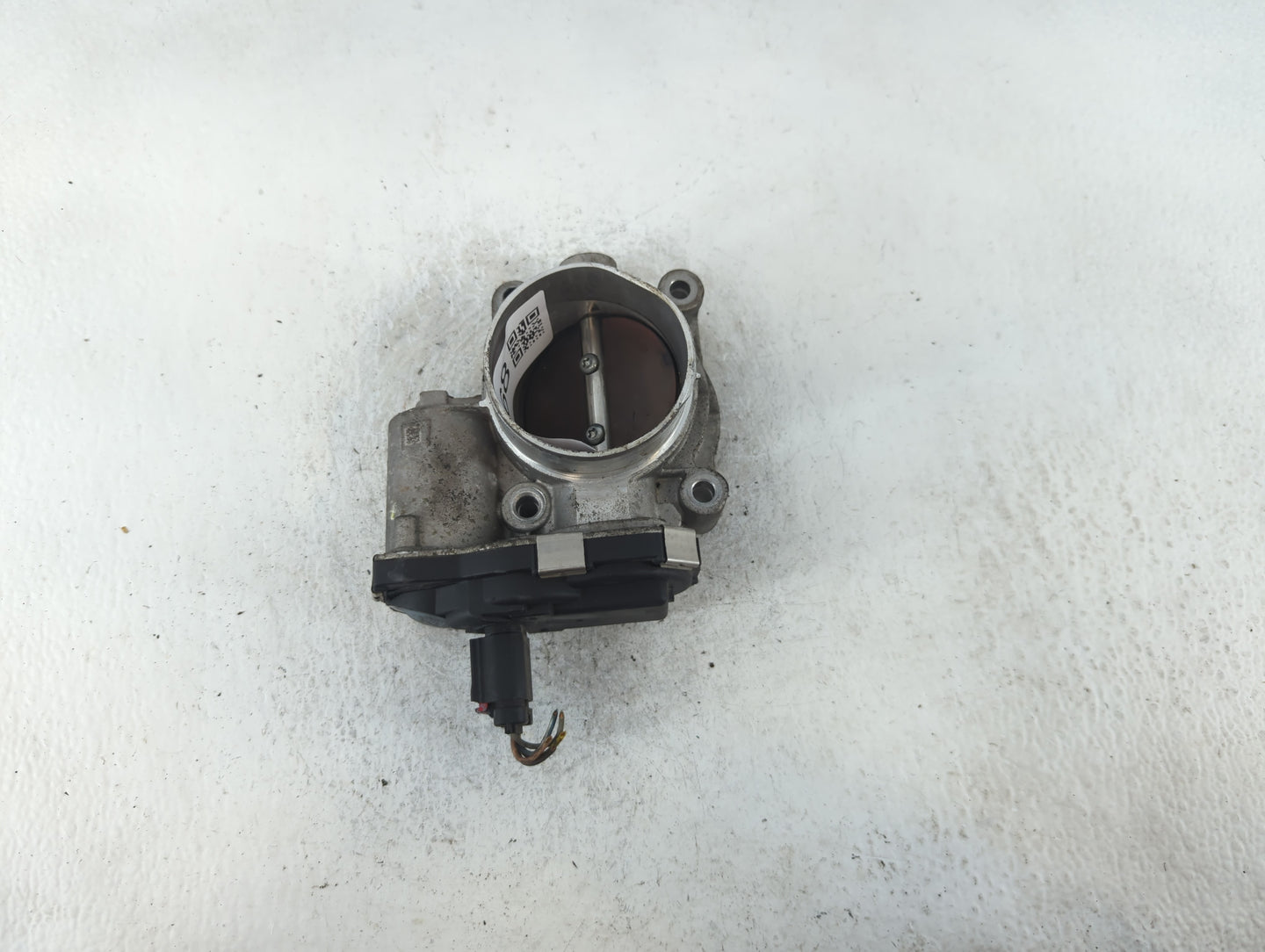 2016-2017 Chevrolet Equinox Throttle Body P/N:12669146AA Fits Fits 2016 2017 OEM Used Auto Parts - Oemusedautoparts1.com