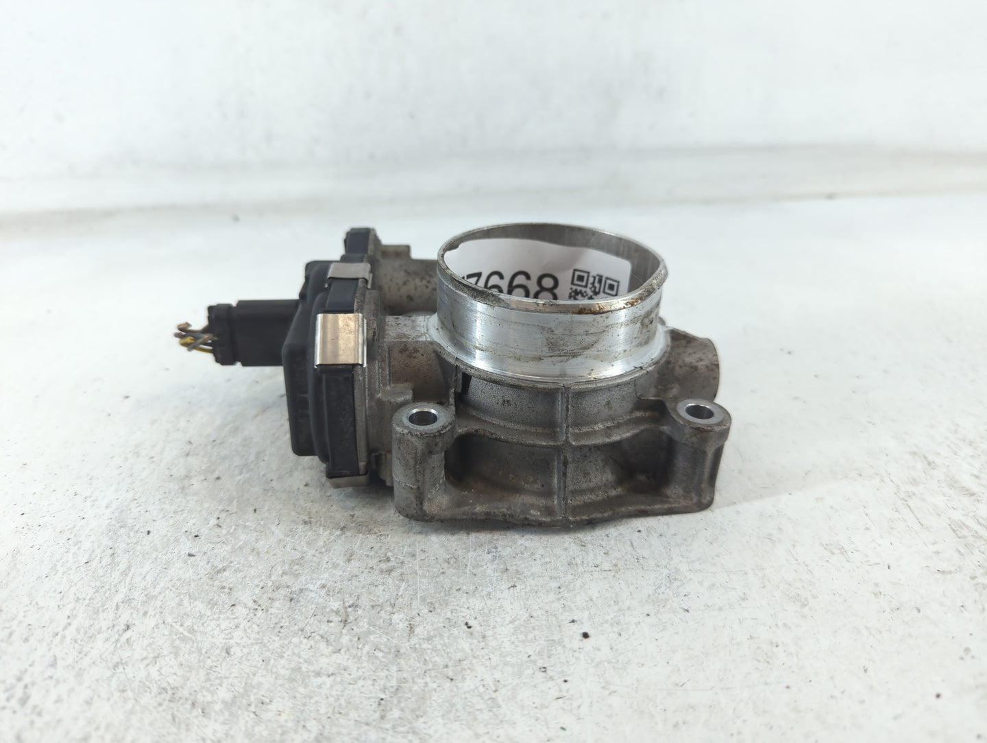 2016-2017 Chevrolet Equinox Throttle Body P/N:12669146AA Fits Fits 2016 2017 OEM Used Auto Parts - Oemusedautoparts1.com