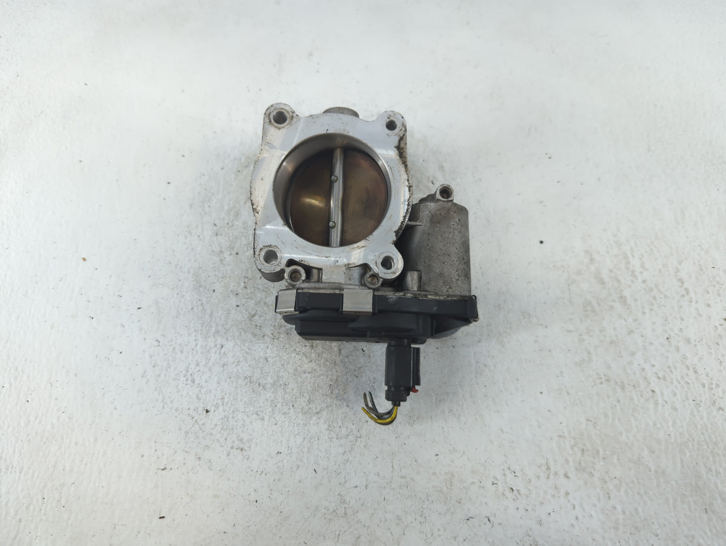 2016-2017 Chevrolet Equinox Throttle Body P/N:12669146AA Fits Fits 2016 2017 OEM Used Auto Parts - Oemusedautoparts1.com