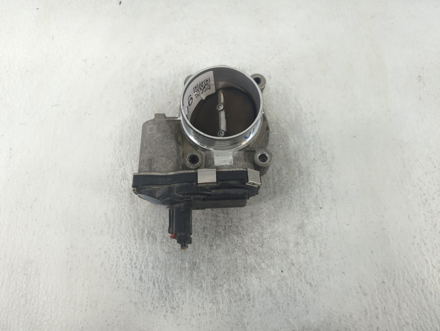 2016-2017 Chevrolet Equinox Throttle Body P/N:12669146AA Fits Fits 2016 2017 OEM Used Auto Parts - Oemusedautoparts1.com