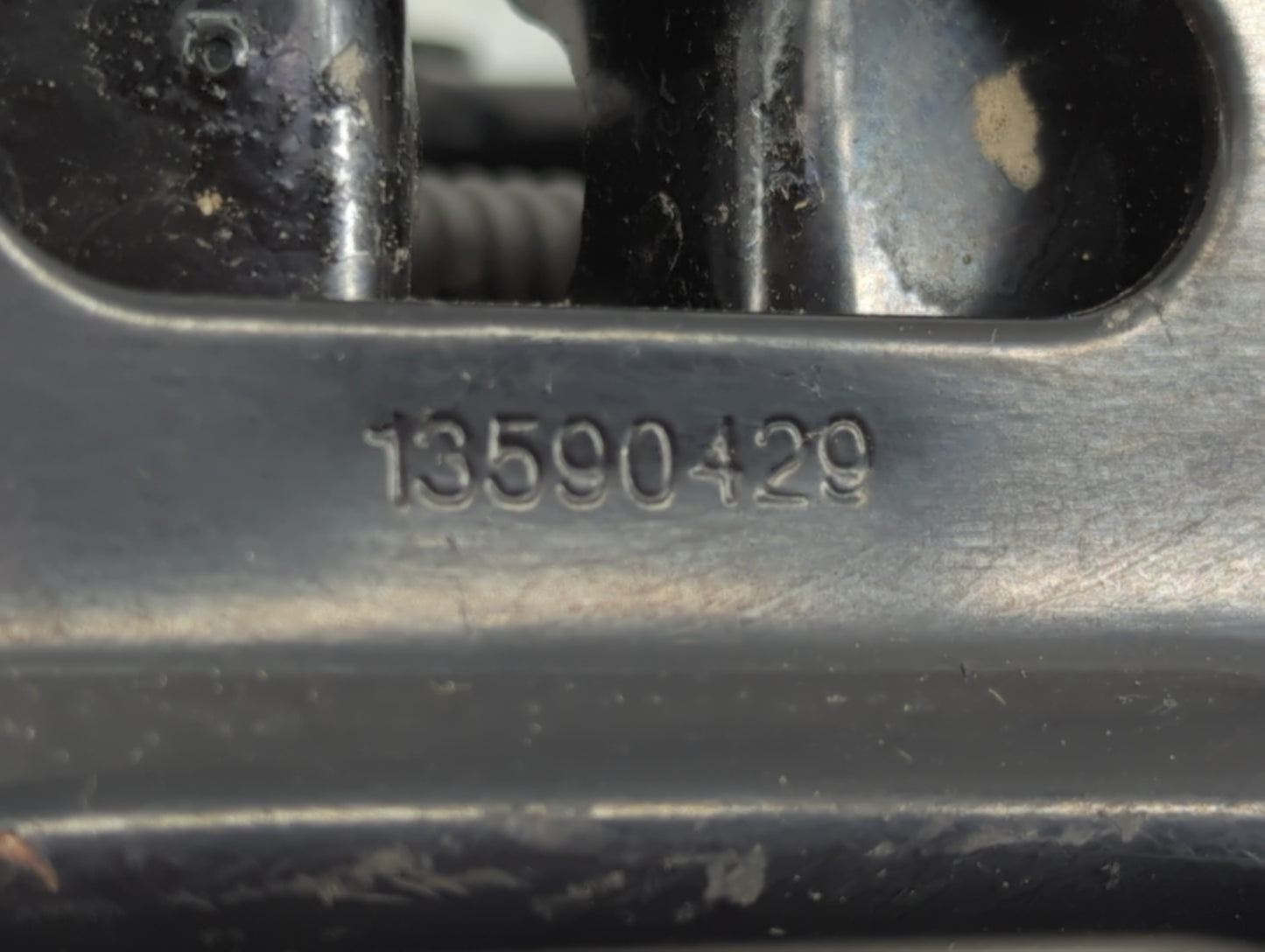 2016 Chevrolet Equinox Spare Scissor Car Jack 683648 - Oemusedautoparts1.com