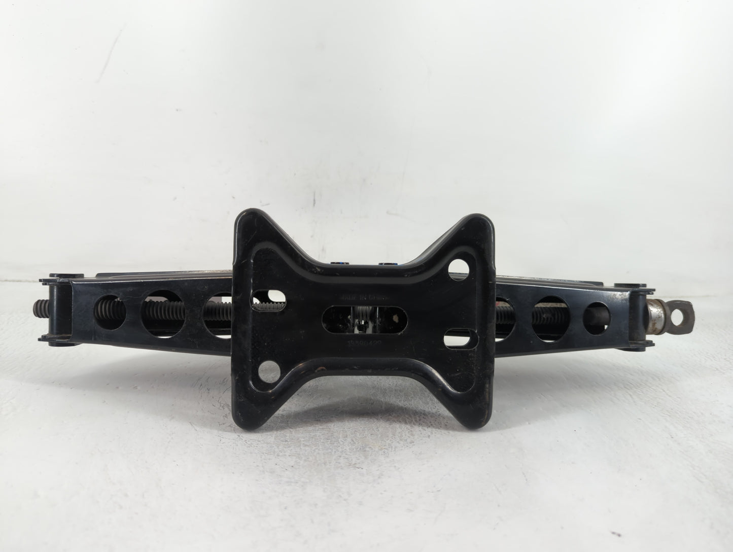 2016 Chevrolet Equinox Spare Scissor Car Jack - Oemusedautoparts1.com
