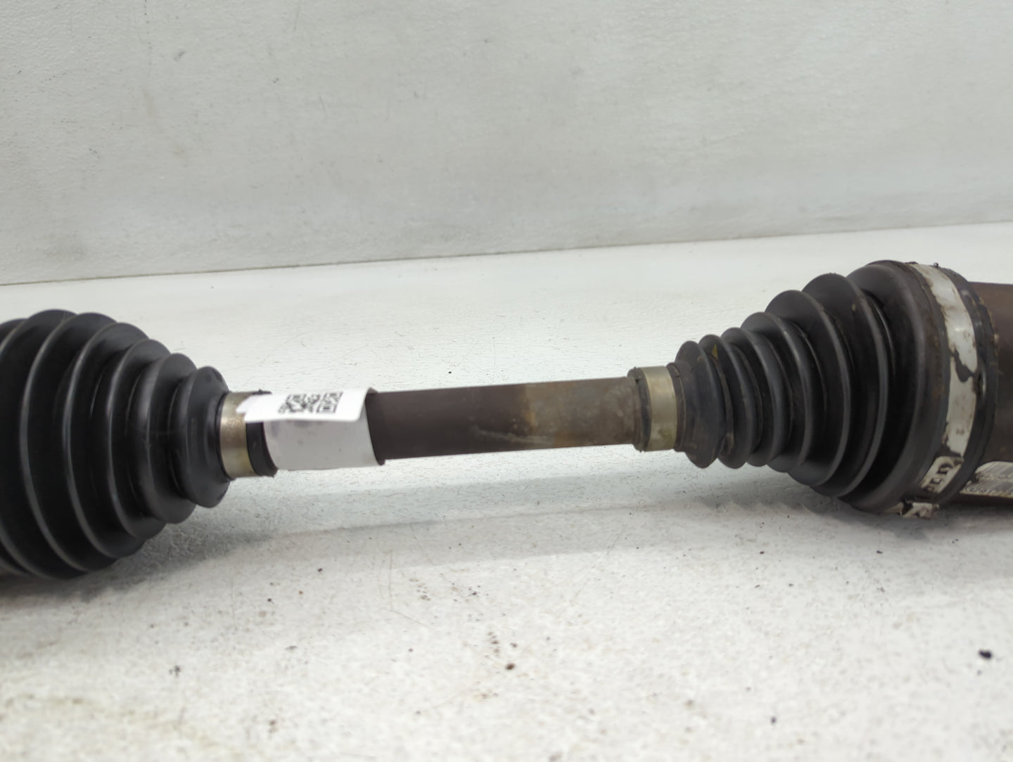 2010-2017 Chevrolet Equinox Axle Shaft Front Driver Cv C/v - Oemusedautoparts1.com