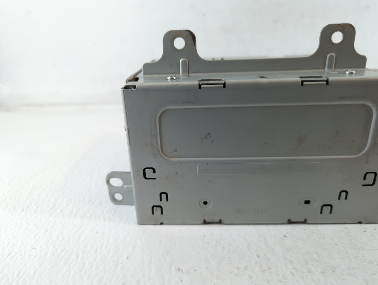 2016 Chevrolet Equinox Radio AM FM Cd Player Receiver Replacement P/N:84026072 Fits OEM Used Auto Parts - Oemusedautoparts1.