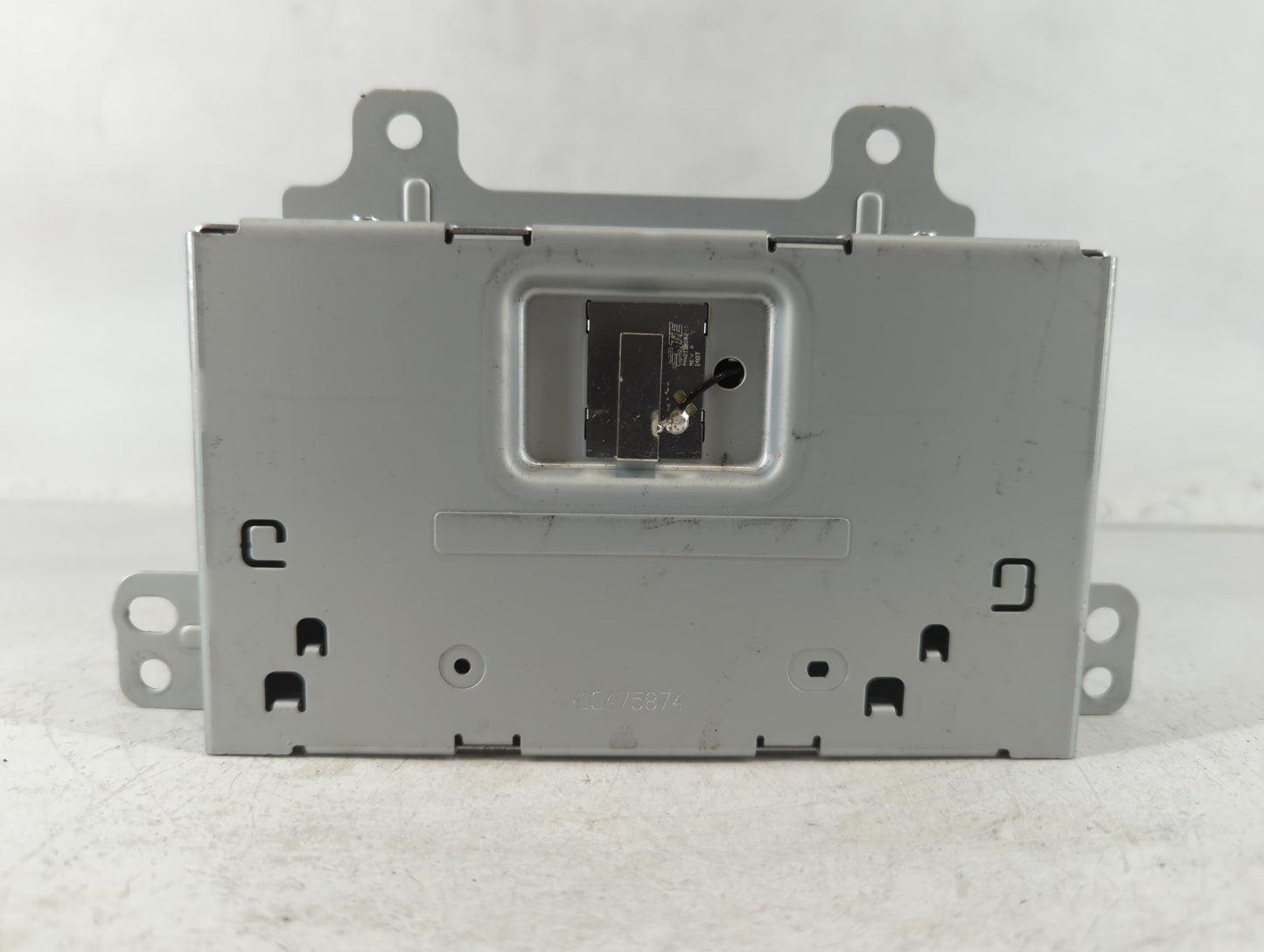 2016-2016 Chevrolet Equinox Am Fm Cd Player Radio Receiver - Oemusedautoparts1.com