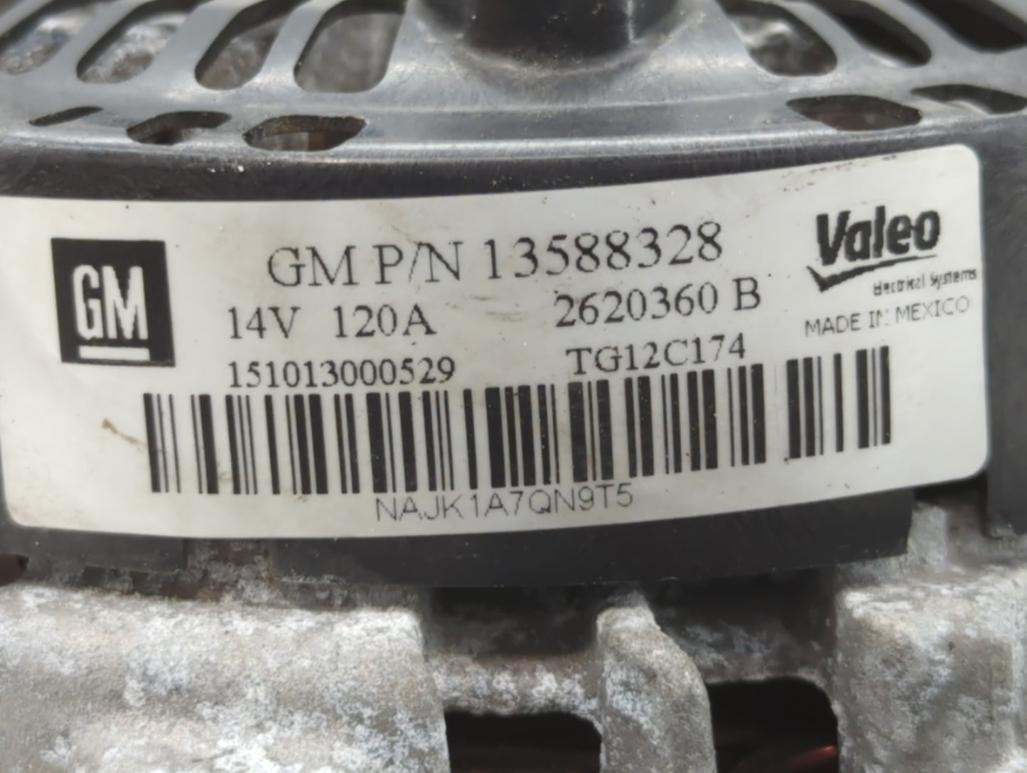 2010-2017 Chevrolet Equinox Alternator Replacement Generator Charging Assembly Engine OEM P/N:2620360 B 13588328 Fits OEM Us