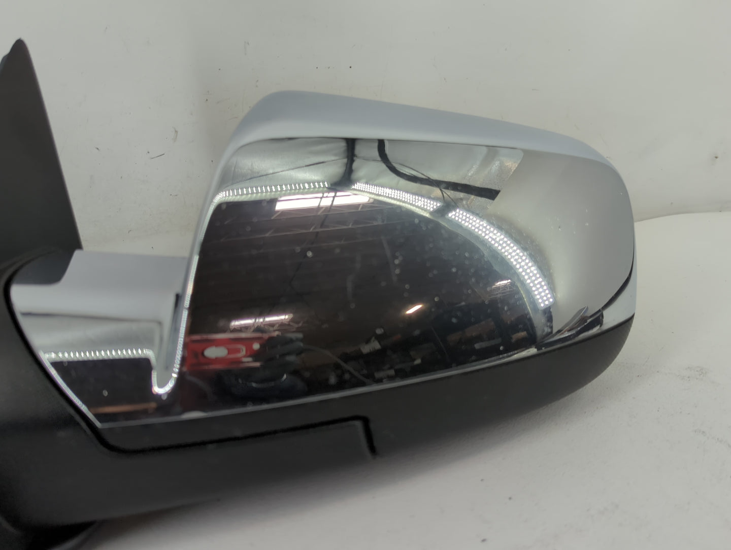 2015-2017 Chevrolet Equinox Driver Side View Mirror - Left Door Mirror OEM Used - Oemusedautoparts1.com